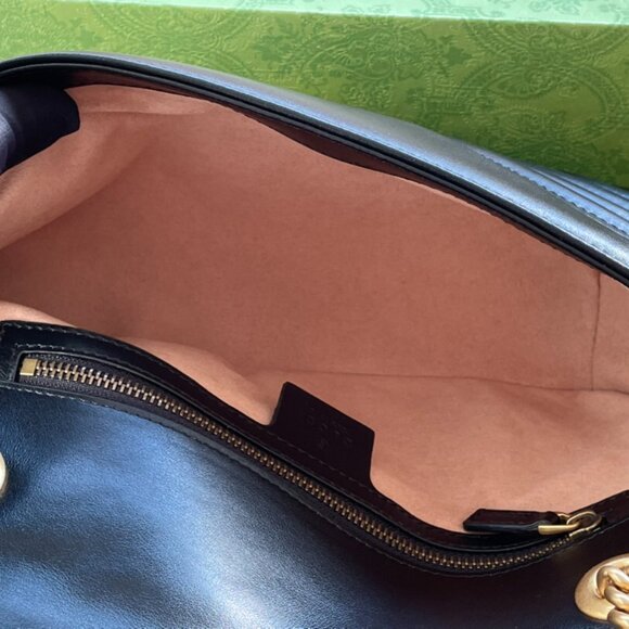 Gucci Black Leather GG Marmont Bag with Gold Chain - Picture 8 of 9